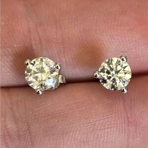 2 Carat Lab-Grown Diamond Stud Earrings in 14k White Gold, IGI Certified NWT